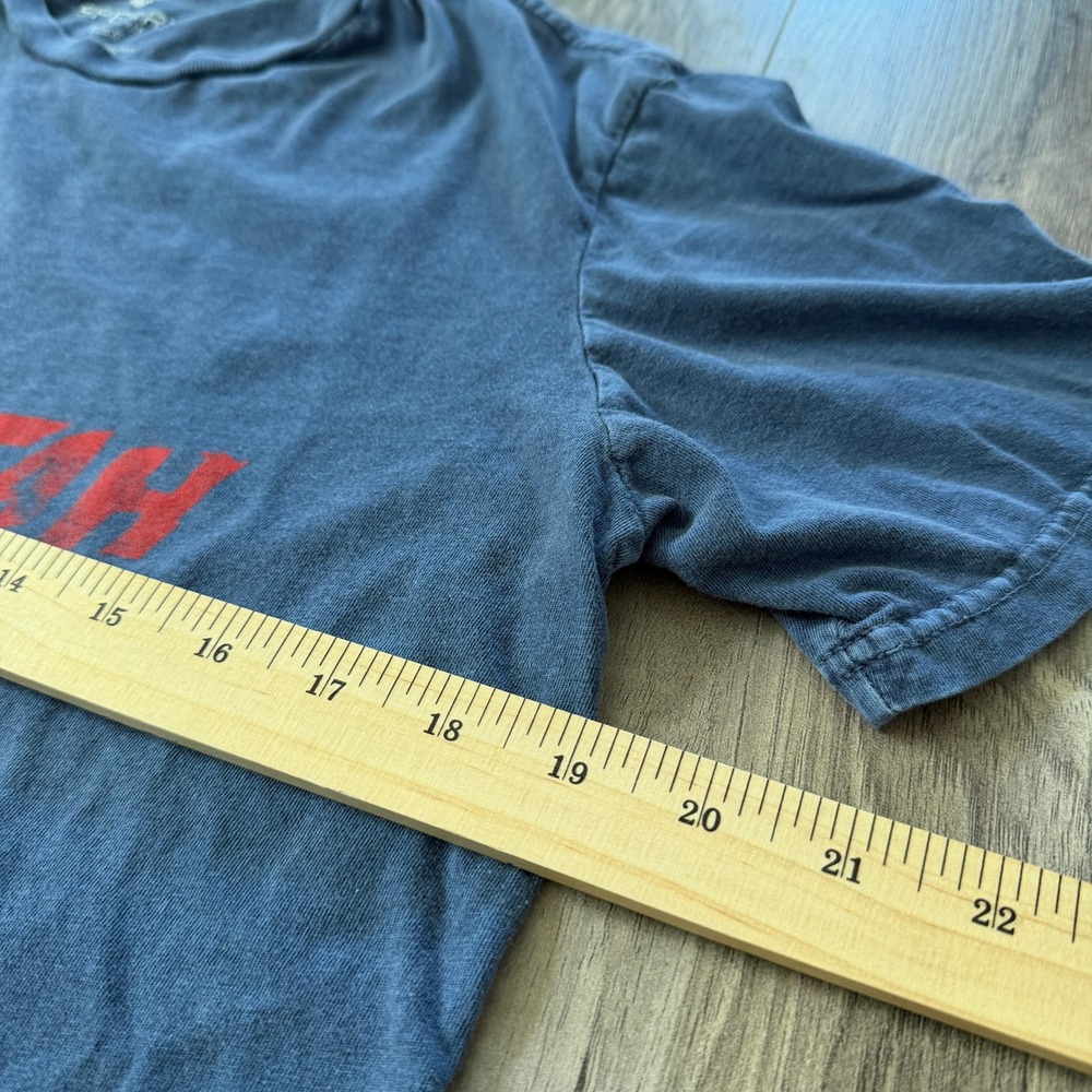 Sperry Giant Lobstah Attack With Buttah Graphic Tee Shirt Men's Small Navy - Picture 9 of 11